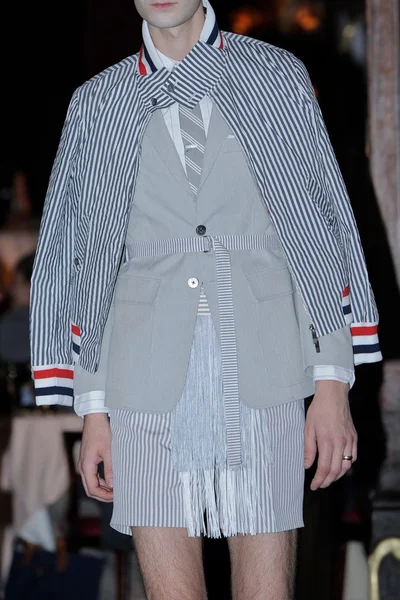 Look 62